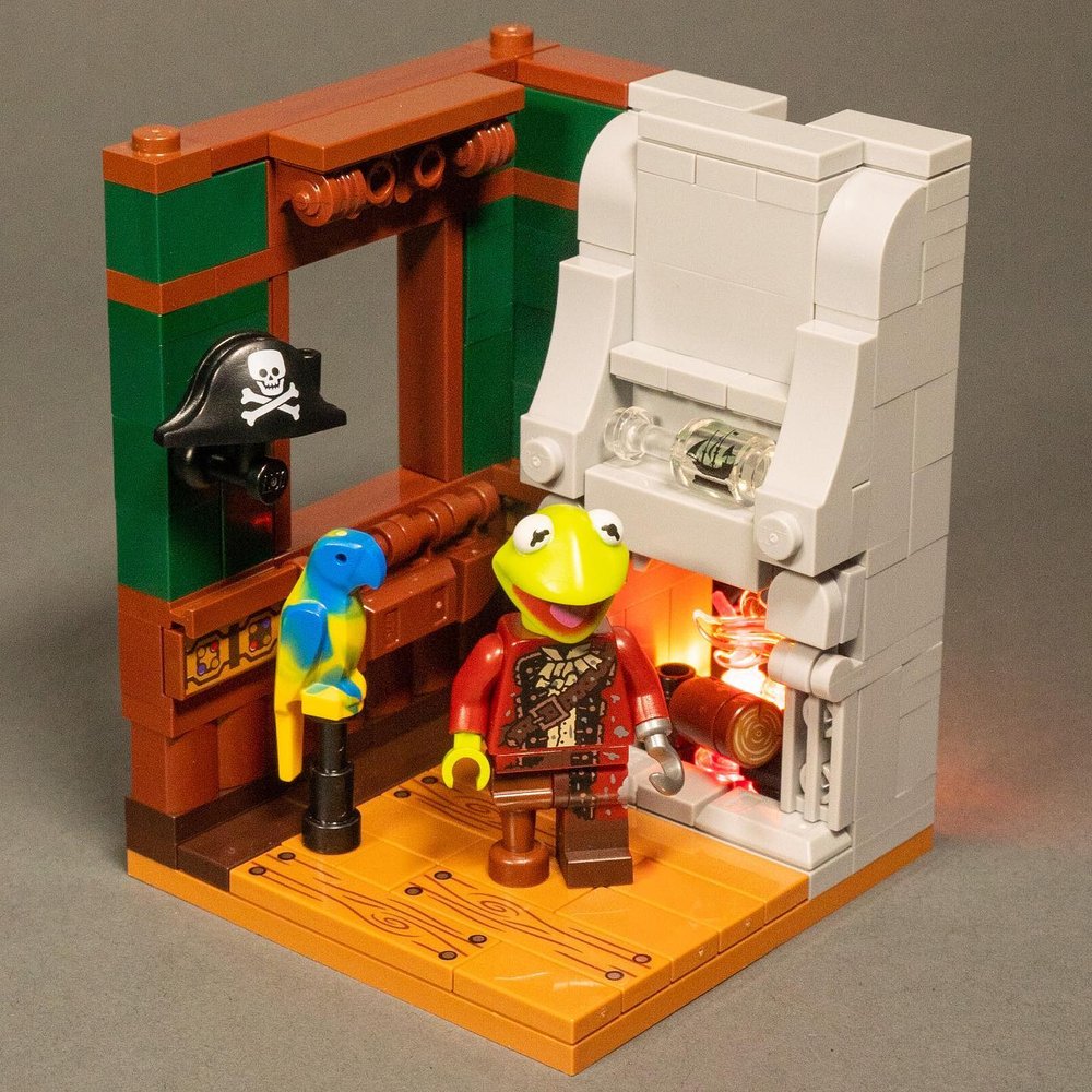 Brickbuiltjosh Kermit Pirate