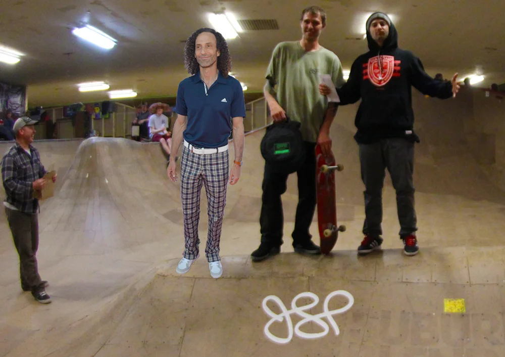 3rd - Mike Berdis, 2nd - Nick Bettinger, And this years Slasho Pro is John OsbourneOur Masters division winner is Marc Buccigrossi handing out the awards in the bowl.