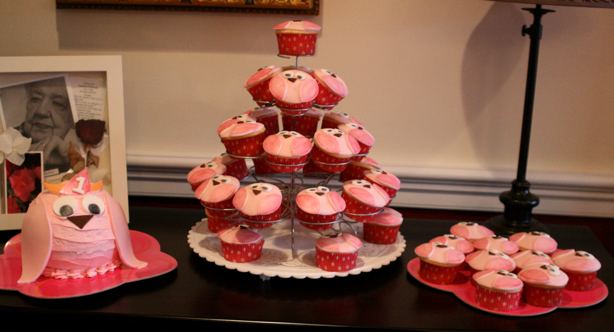 FirstBirthday_Owl_Cake_Cupcakes.png