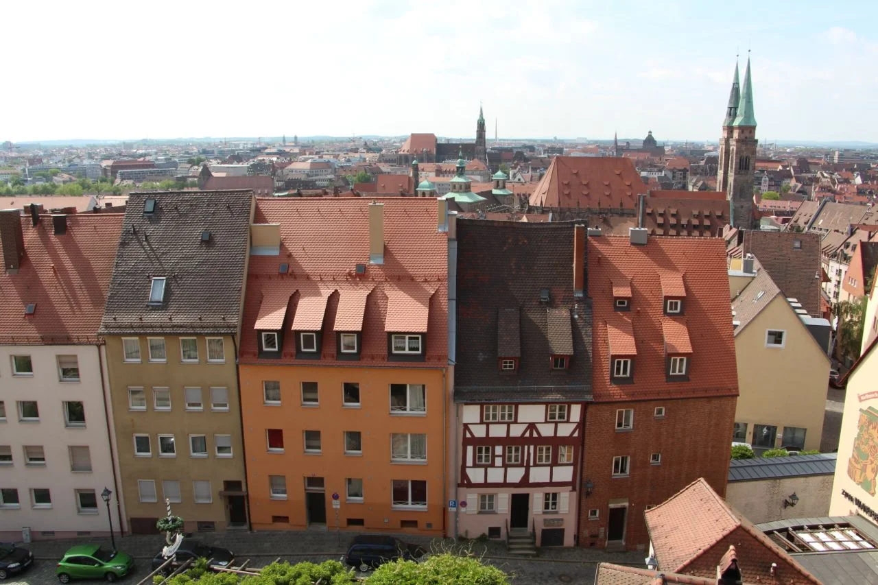 Waking Up in Europe: I'M ON A BOAT!
