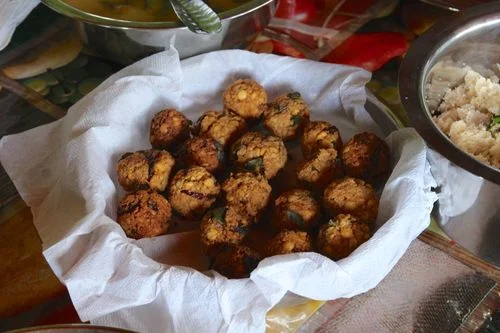 A Tamil Lunch, an Education in Chutney + a Video!