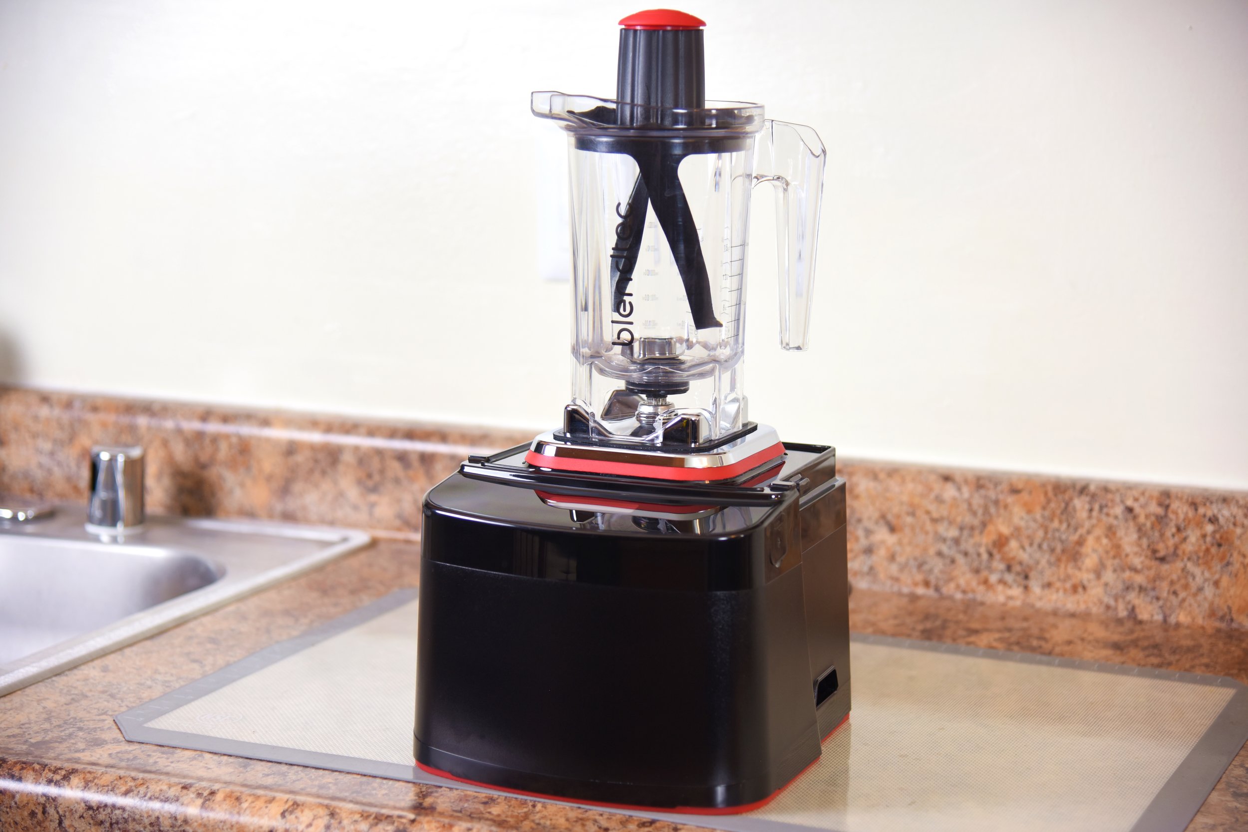 Blendtec Professional Full Review — Blending With Henry | Get recipes, reviews and discounts off of premium Blenders | shipping to The United States and the UK