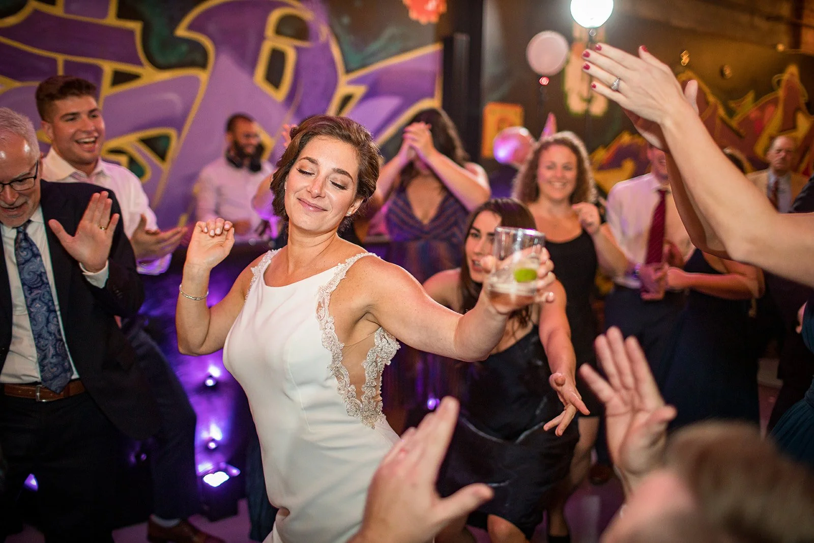 Three Things You Need to Prevent a HoHum Wedding Dance Floor