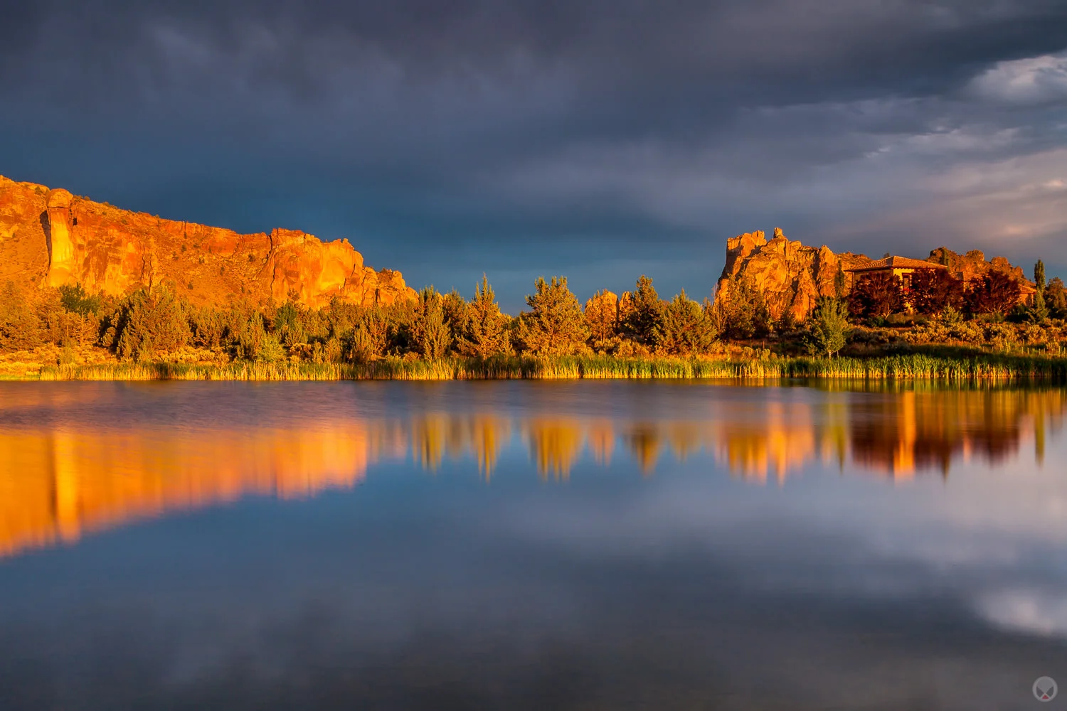 The Tuscan Stables (at right) with Smith Rock behind. Monkey Face can be seen at the far left.