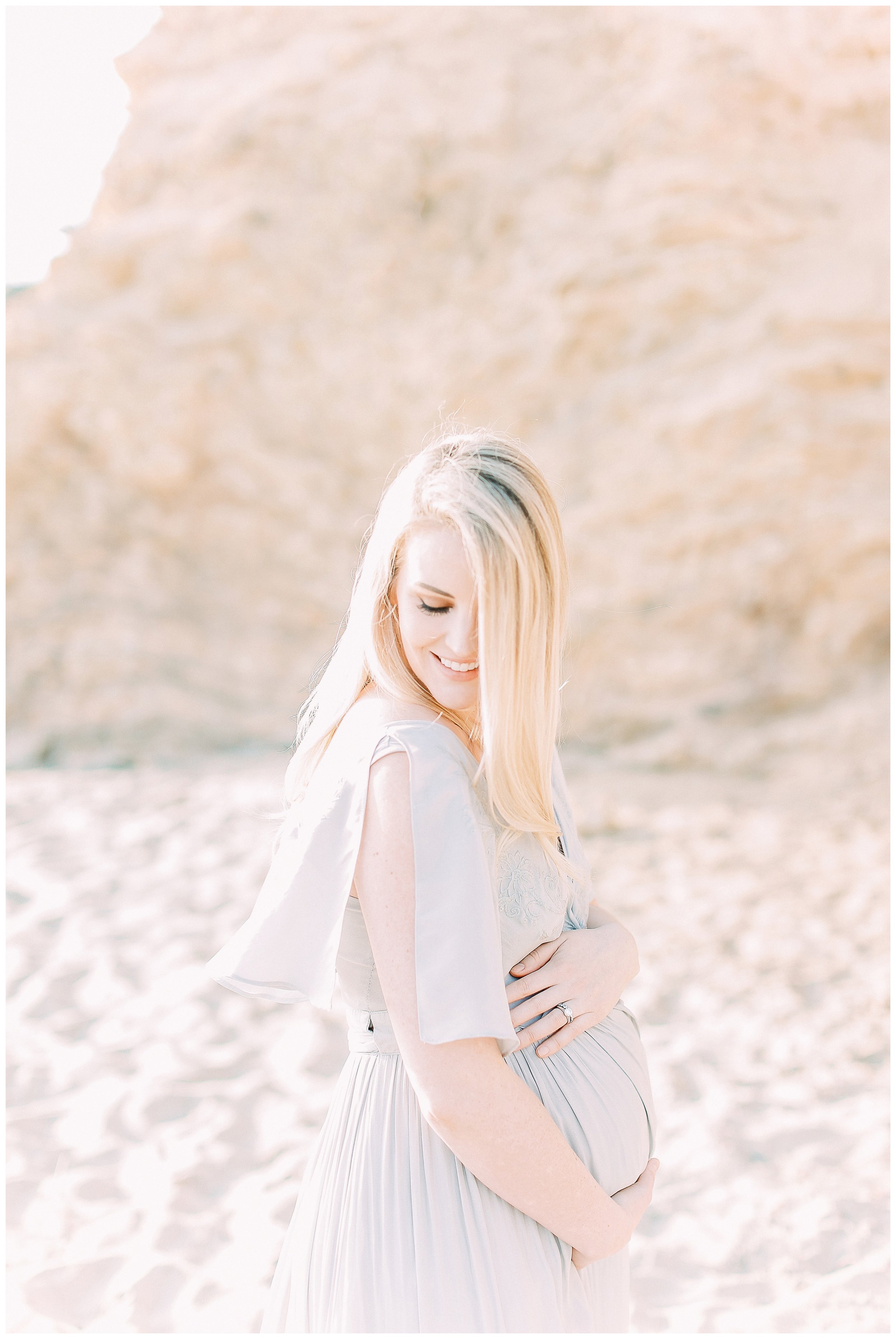 Little_Corona_Beach_Maternity_Session_Orange_county_family_photographer_cori_kleckner_photography_laguna_beach_family_session_0732.jpg