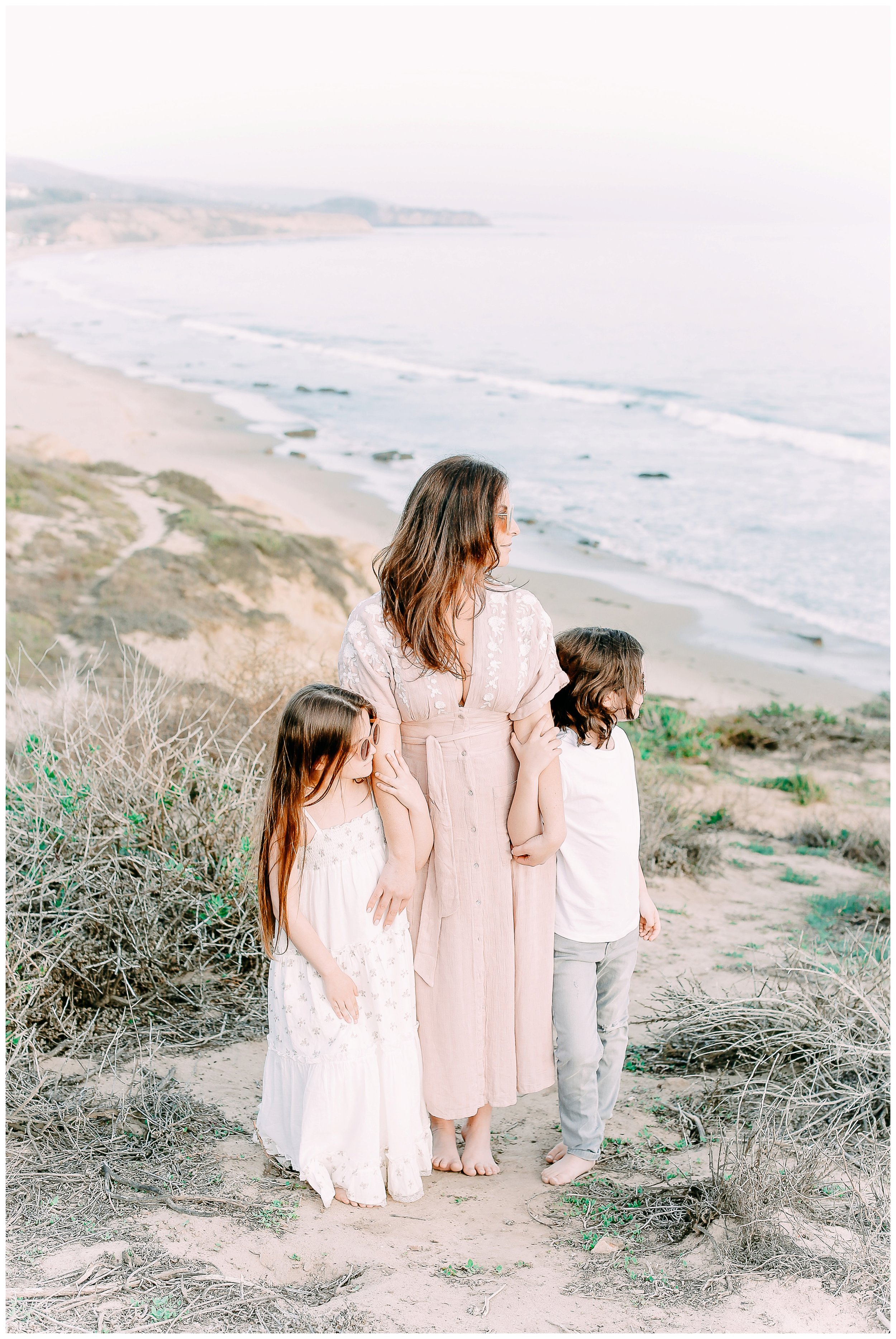 Crystal-Cove-State-Beach-Motherhood- Session-Crystal-Cove-Newport-Beach-Family-Photographer-Crystal-Cove-Minnow-Swim-Cori-Kleckner-Photography-Orange-County-Vacation-Family-Photos-Session-_0850.jpg