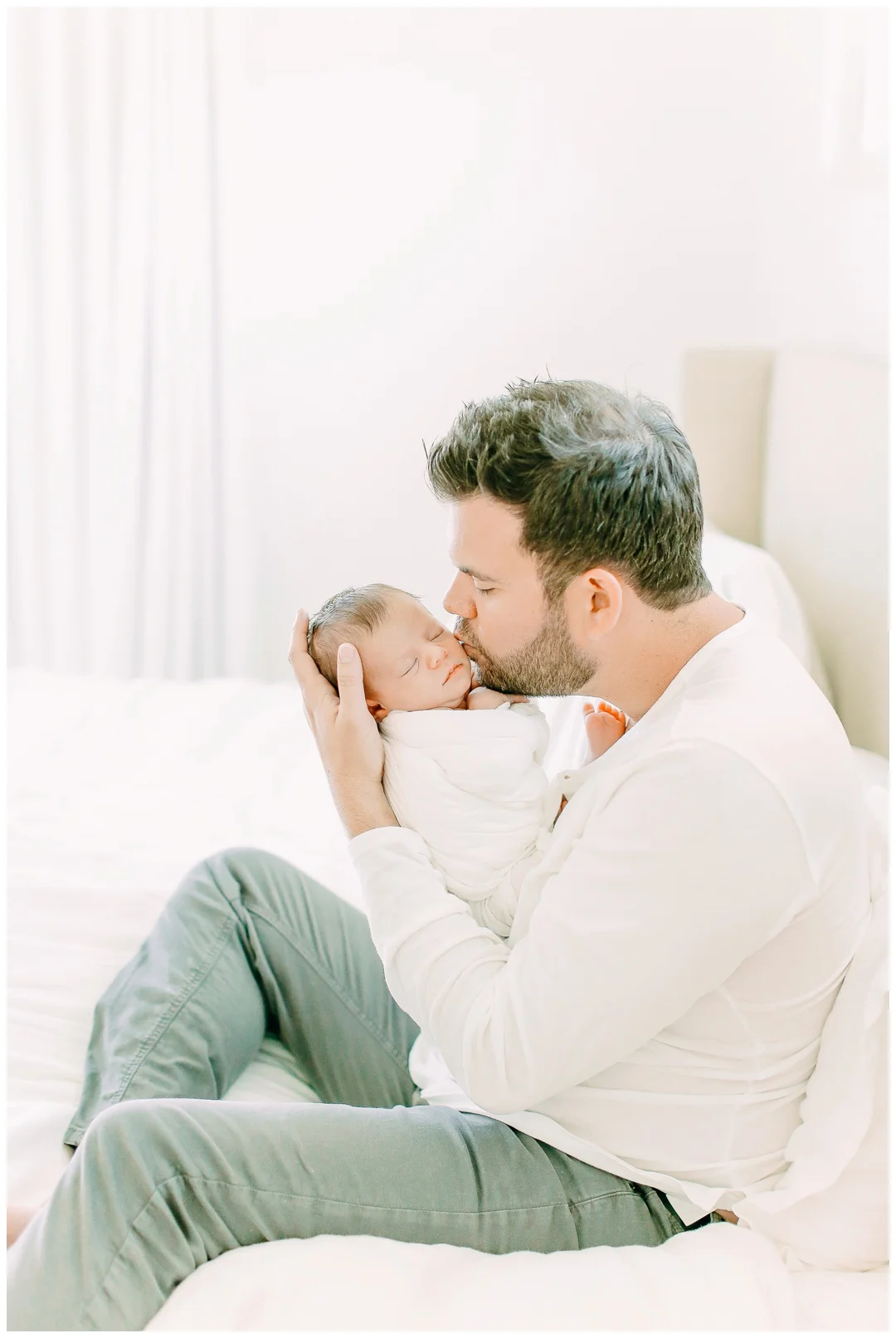 Newport_Beach_Newborn_Photographer_In-home_Newborn_Photography_Cori_Kleckner_Photography_The_Pirro_Family_Jessica_Pirro__1069.jpg