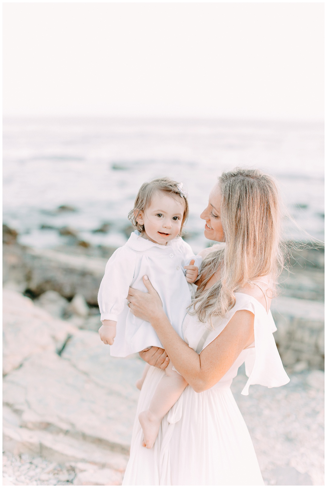 Newport_Beach_Maternity_Photographer_Orange_County_Maternity_Photography_Cori_Kleckner_Photography_Orange_County_Family_Photographer_Beach_Maternity_Session_1148.jpg