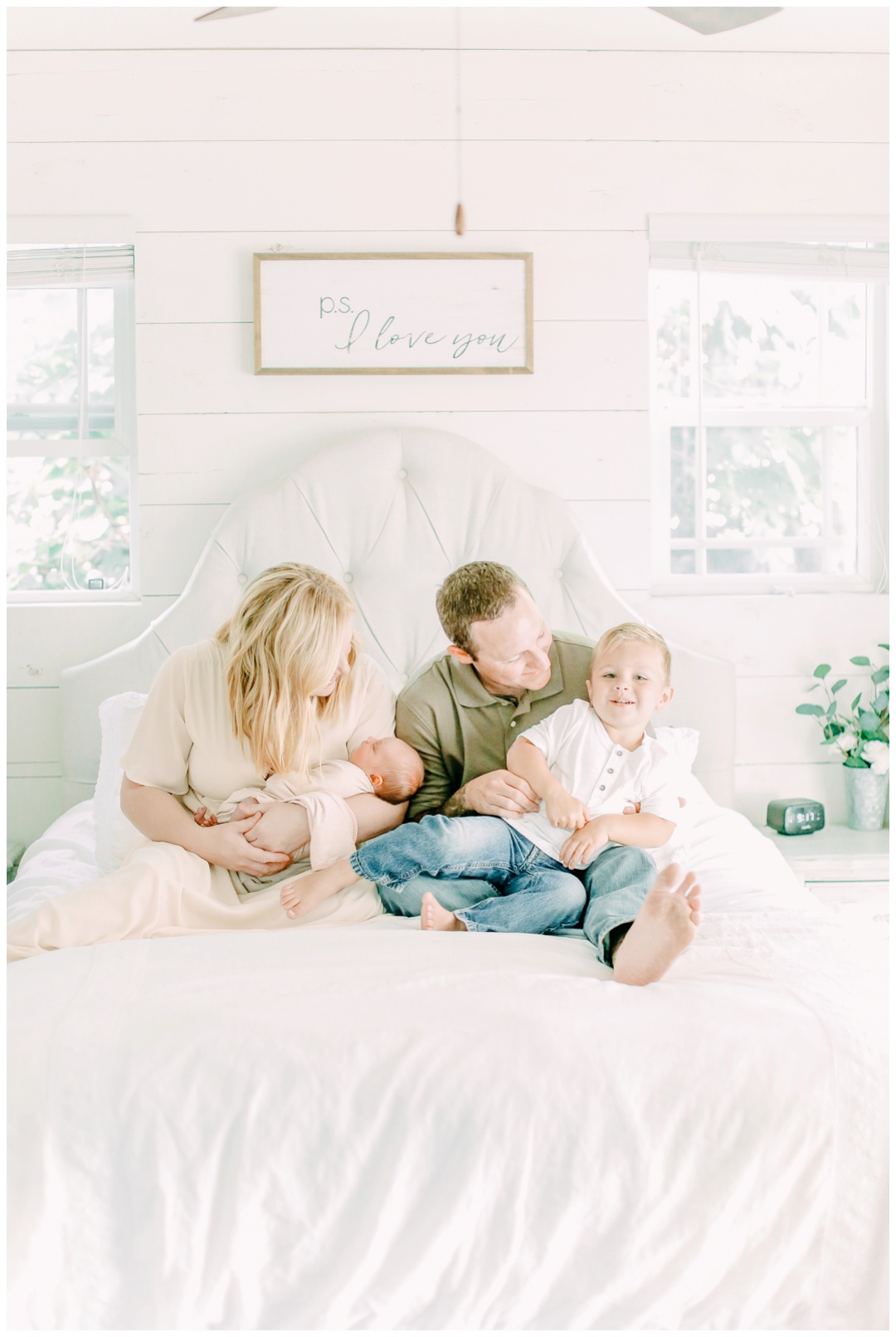 The_Fennesy_Family_Newport_Beach_Lifestyle_Family_Photographer_Orange_County_Family_Photography_Cori_Kleckner_Photography_Orange_County_Newborn_Photographer_Family_Photos_Session__1389.jpg