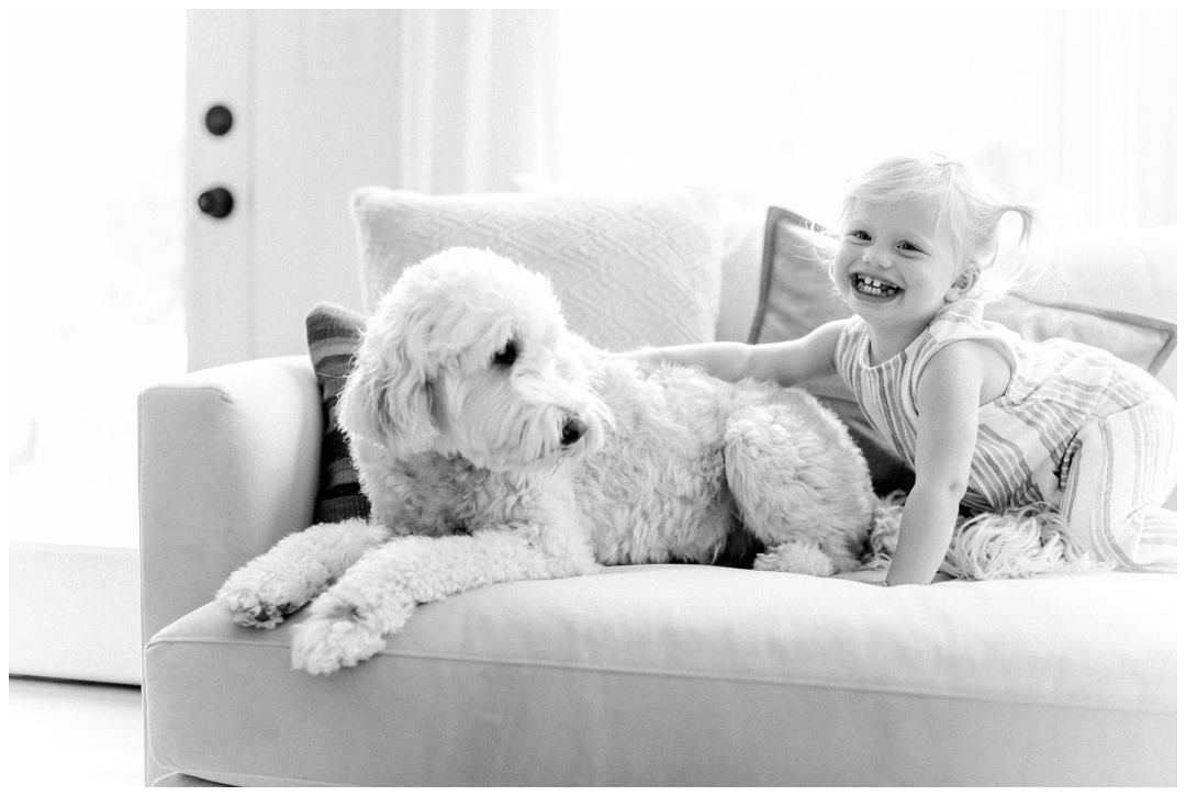 Newport_Beach_Lifestyle_in-Home_Photographer_Newport_Beach_In-Home_Photography_Orange_County_Photographer_Cori_Kleckner_Photography_Orange_County_in-home_Photography_Kristin_Dinsmore_Family_session_1904.jpg