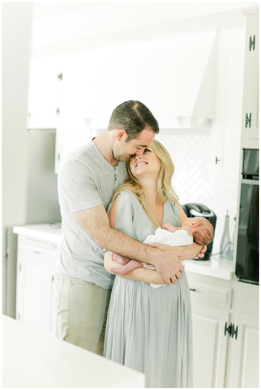 Newport_Beach_Lifestyle_in-Home_Photographer_Newport_Beach_Newborn_Photography_Orange_County_Newborn_Photographer_Cori_Kleckner_Photography_Orange_County_in-home_Photography_Skyler_Pontius_Family__1986.jpg