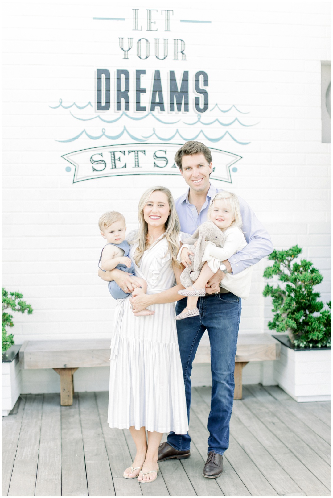 Lido_Marina_Village_Session_Photographer_Newport_Beach_Family_Photographer_Newport_Beach_Newborn_Photographer_Orange_County_Family_Photographer_Cori_Kleckner_Photography_Huntington_Beach_Photographer_Lara_Langford_Family_Session_2651.jpg