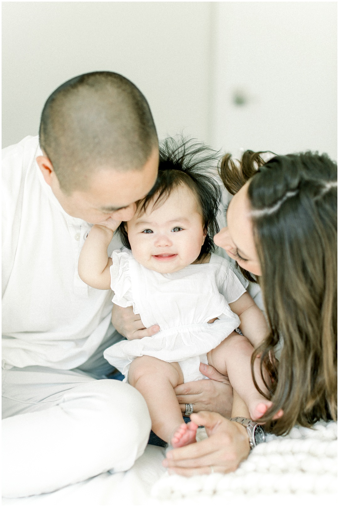 Newport_Beach_Family_Light_airy_Natural_Photographer_Newport_Beach_In-Home_Photographer_Orange_County_Family_Photographer_Cori_Kleckner_Photography_Huntington_Beach_Photographer_Family_OC_Newborn_Cassidee_Ma_Peter_Ma_Family__3112.jpg