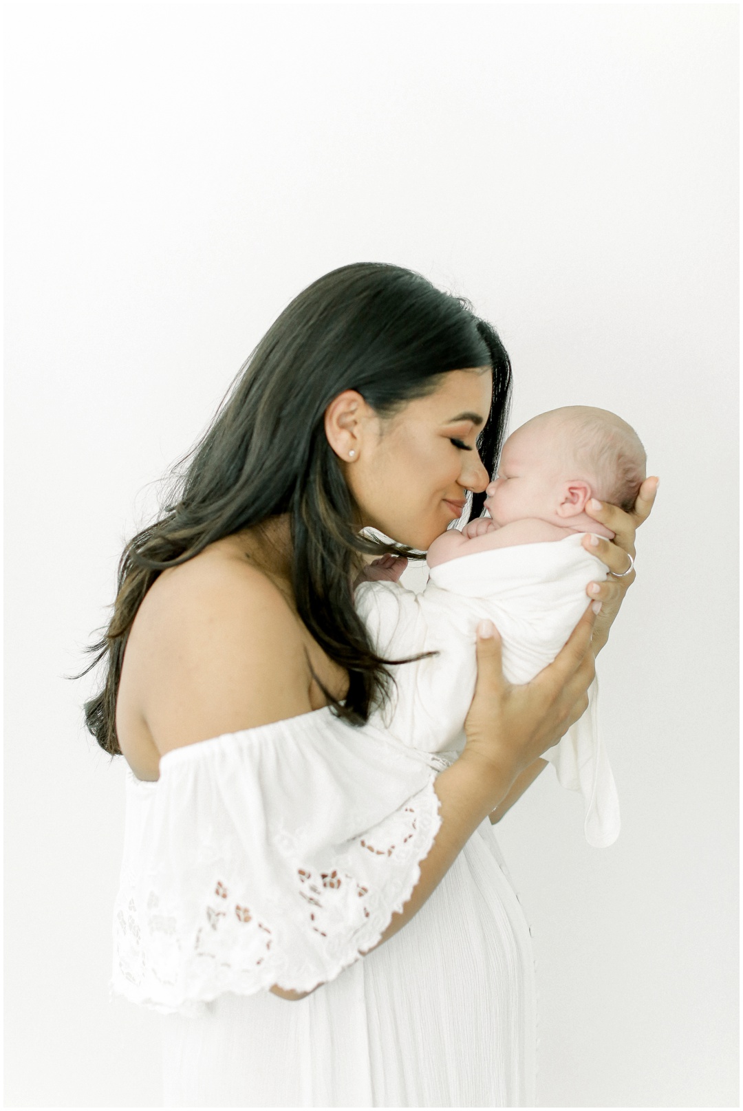 Newport_Beach_Newborn_Light_Airy_Natural_Photographer_Newport_Beach_In-Home_Photographer_Orange_County_Family_Photographer_Cori_Kleckner_Photography_Huntington_Beach_Photographer_Family_OC_Newborn_Cara_Burbank_Jeff_Burbank_Newborn_Family__3199.jpg