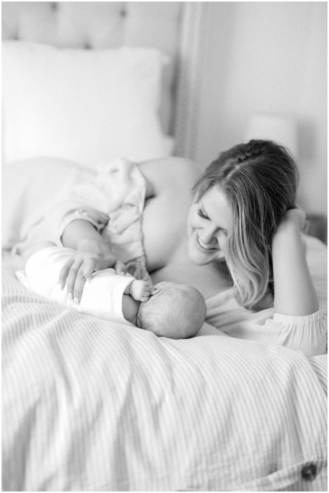 Newport_Beach_Newborn_Light_Airy_Natural_Photographer_Newport_Beach_In-Home_Photographer_Orange_County_Family_Photographer_Cori_Kleckner_Photography_Huntington_Beach_Photographer_Family_OC_Newborn_Meghan_Sullivan_Newborn_Family_Greer_Sullivan_3227.jpg