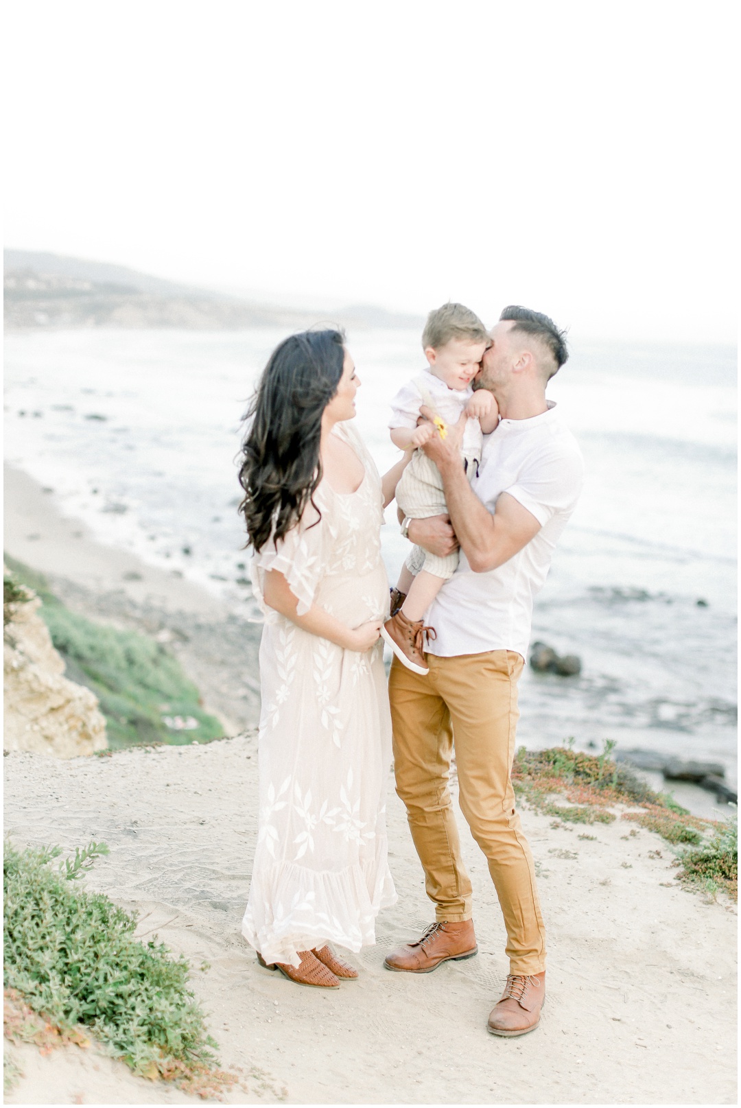 Newport_Beach_Newborn_Light_Airy_Natural_Photographer_Newport_Beach_Photographer_Orange_County_Family_Photographer_Cori_Kleckner_Photography_Huntington_Beach_Photographer_Family_OC_Newborn_Danielle_Lawley_Parker_Maternity_Family_Jordan_Lawley_3350.jpg