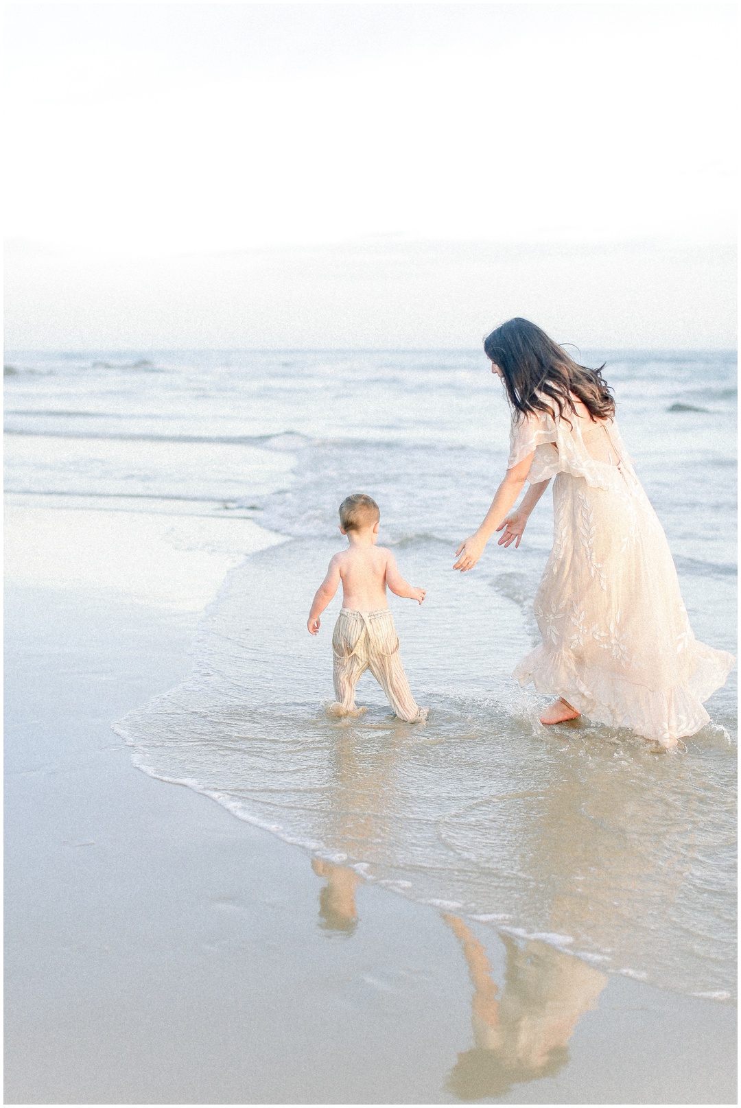 Newport_Beach_Newborn_Light_Airy_Natural_Photographer_Newport_Beach_Photographer_Orange_County_Family_Photographer_Cori_Kleckner_Photography_Huntington_Beach_Photographer_Family_OC_Newborn_Danielle_Lawley_Parker_Maternity_Family_Jordan_Lawley_3344.jpg