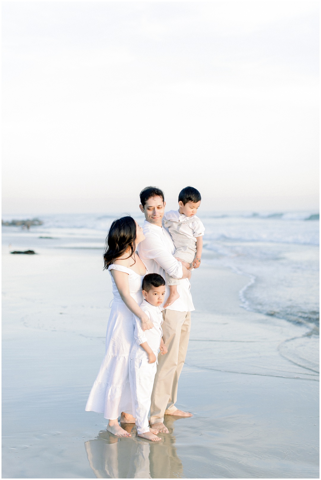 Newport_Beach_Newborn_Light_Airy_Natural_Photographer_Newport_Beach_Photographer_Orange_County_Family_Photographer_Cori_Kleckner_Photography_Huntington_Beach_Photographer_Family_OC_Newborn_Christine_Cho_Family_session__3396.jpg