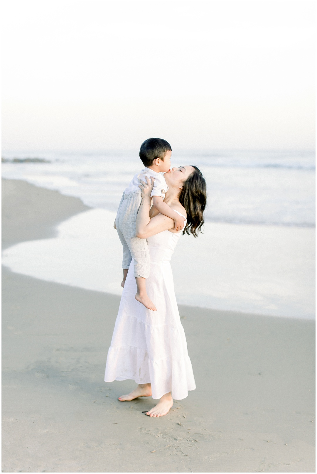 Newport_Beach_Newborn_Light_Airy_Natural_Photographer_Newport_Beach_Photographer_Orange_County_Family_Photographer_Cori_Kleckner_Photography_Huntington_Beach_Photographer_Family_OC_Newborn_Christine_Cho_Family_session__3393.jpg