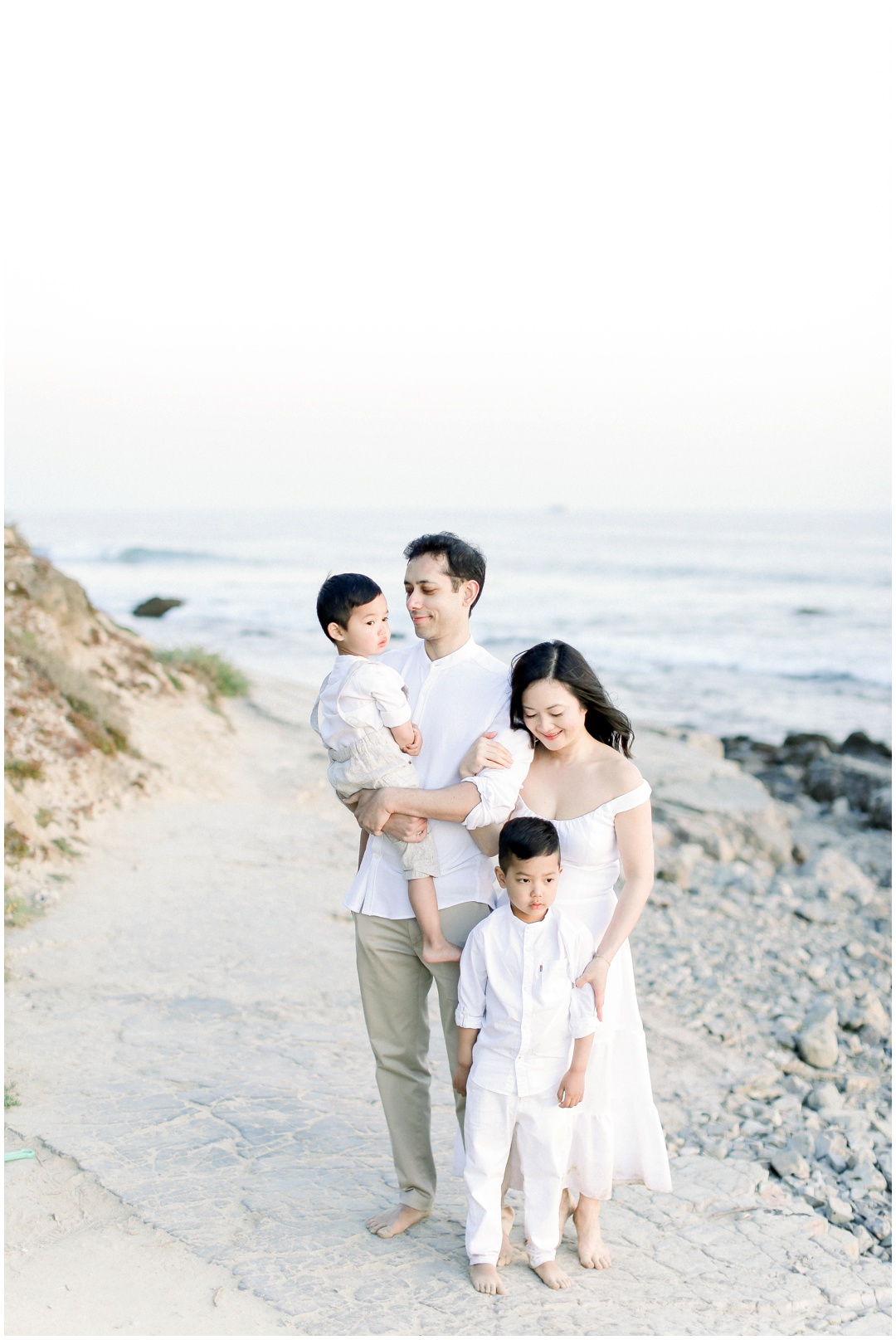 Newport_Beach_Newborn_Light_Airy_Natural_Photographer_Newport_Beach_Photographer_Orange_County_Family_Photographer_Cori_Kleckner_Photography_Huntington_Beach_Photographer_Family_OC_Newborn_Christine_Cho_Family_session__3386.jpg