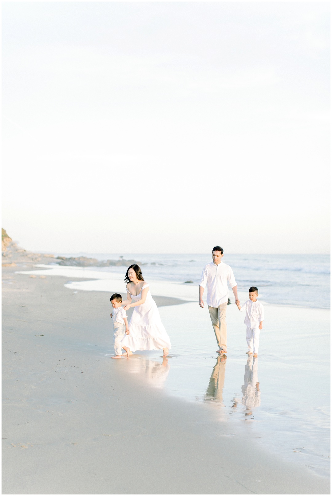 Newport_Beach_Newborn_Light_Airy_Natural_Photographer_Newport_Beach_Photographer_Orange_County_Family_Photographer_Cori_Kleckner_Photography_Huntington_Beach_Photographer_Family_OC_Newborn_Christine_Cho_Family_session__3376.jpg