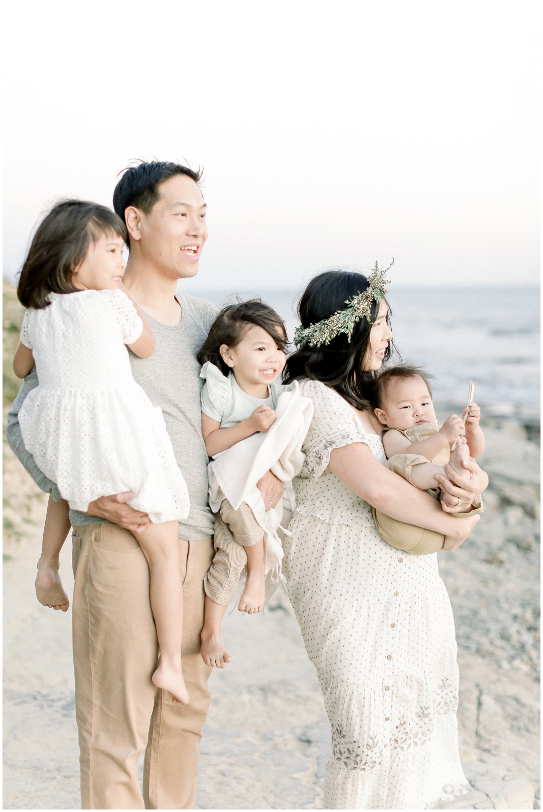 Newport_Beach_Newborn_Light_Airy_Natural_Photographer_Newport_Beach_Photographer_Orange_County_Family_Photographer_Cori_Kleckner_Photography_Huntington_Beach_Photographer_Family_OC_Newborn_Jennifer_Tom_Maternity_Family_session__3419.jpg