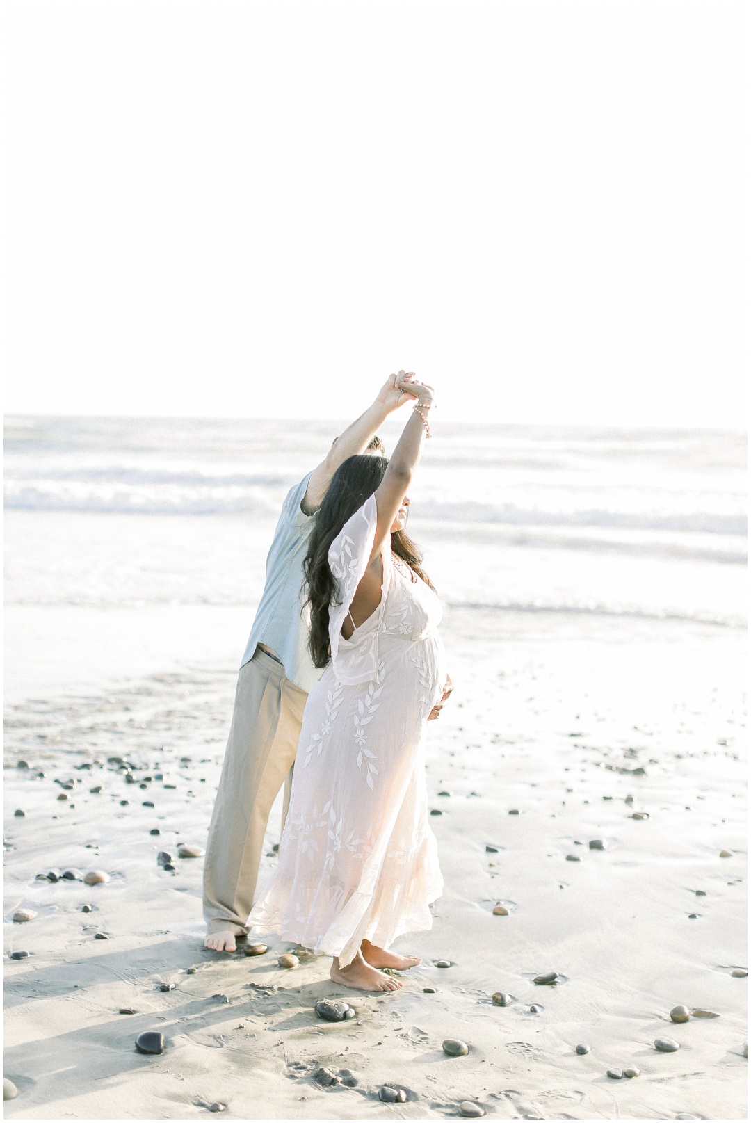 Newport_Beach_Newborn_Light_Airy_Natural_Photographer_Newport_Beach_Photographer_Orange_County_Family_Photographer_Cori_Kleckner_Photography_Huntington_Beach_Photographer_Family_OC_Newborn_Natasha_Flamenco_David_Flamenco_Maternity_Family_session__3407.jpg