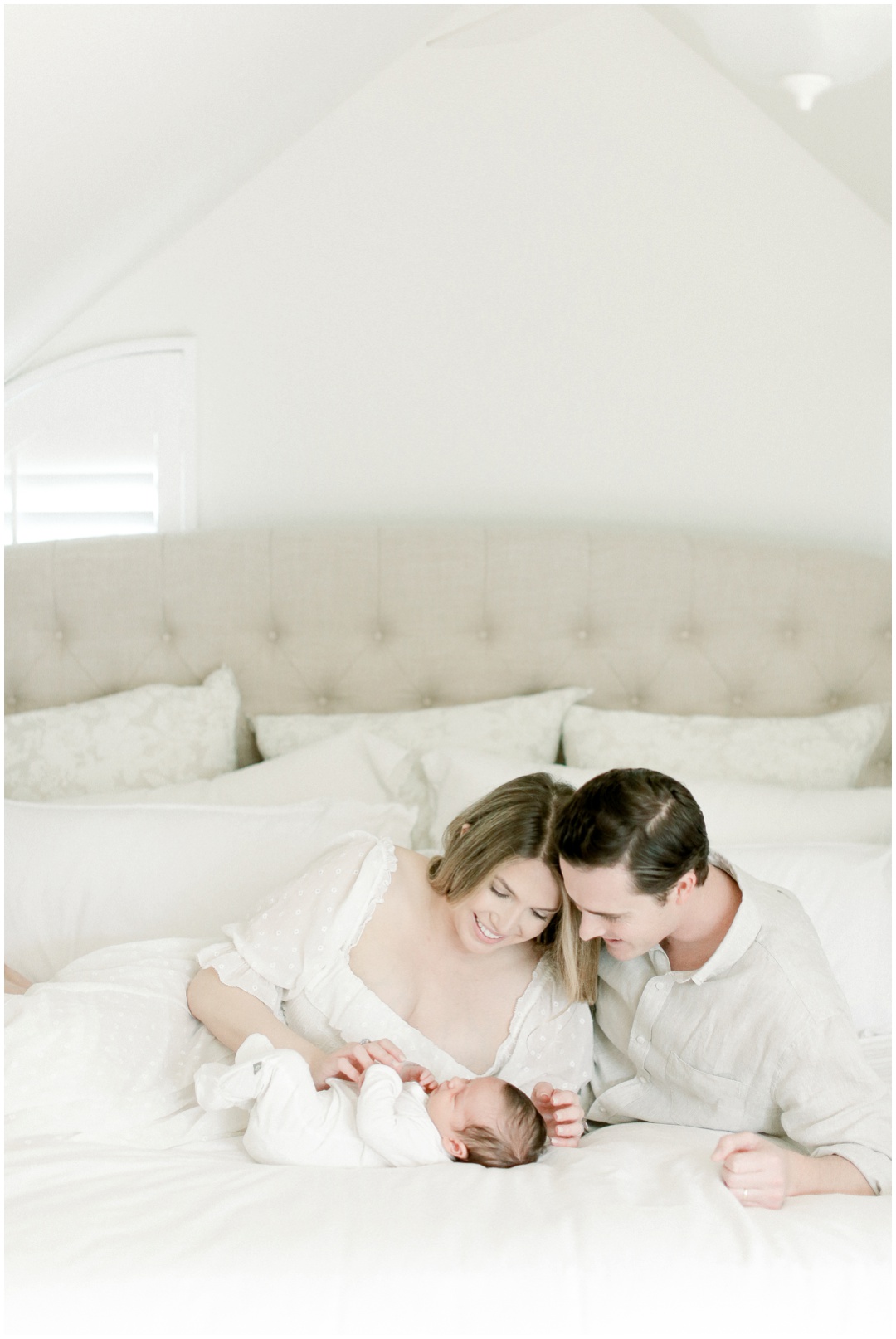 Newport_Beach_Newborn_Light_Airy_Natural_Photographer_Newport_Beach_Photographer_Orange_County_Family_Photographer_Cori_Kleckner_Photography_Huntington_Beach_Photographer_Family_OC_Maternity_Breanna_Santillo__3692.jpg