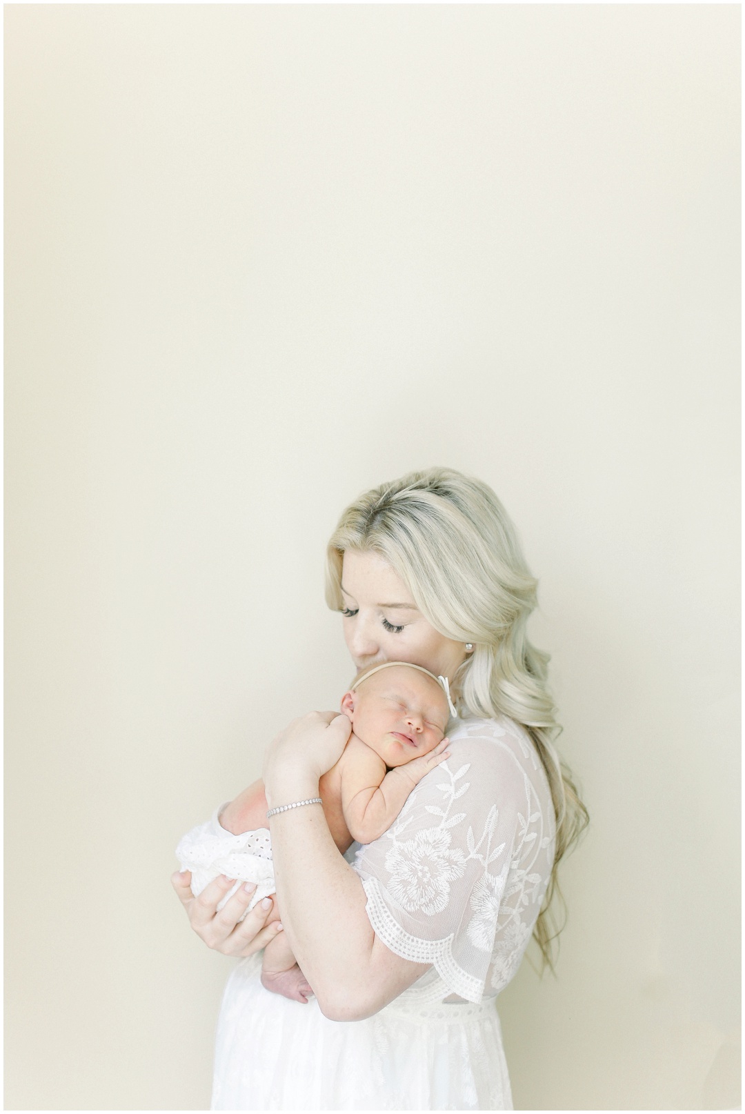 Newport_Beach_Newborn_Light_Airy_Natural_Photographer_Newport_Beach_Photographer_Orange_County_Family_Photographer_Cori_Kleckner_Photography_Newport_Beach_Photographer_newborn_kole_calhoun56_kole_calhoun_Jennifer_Calhoun_Knox_Calhoun_3786.jpg