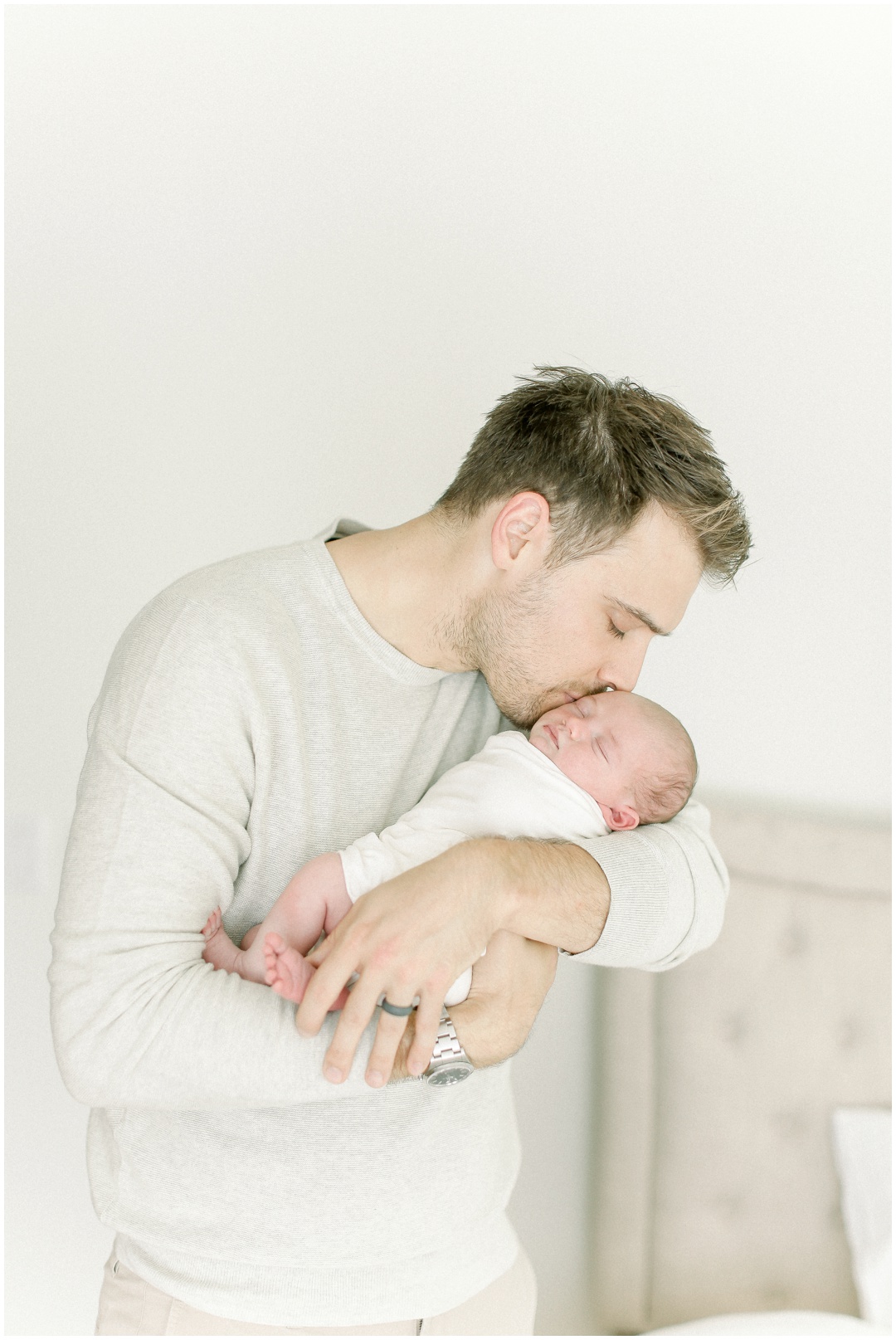 Newport_Beach_Newborn_Light_Airy_Natural_Photographer_Newport_Beach_Photographer_Orange_County_Family_Photographer_Cori_Kleckner_Photography_Newport_Beach_Photographer_newborn_Stephanie_Messiter_Steinhafel_David_Steinhafel_3846.jpg