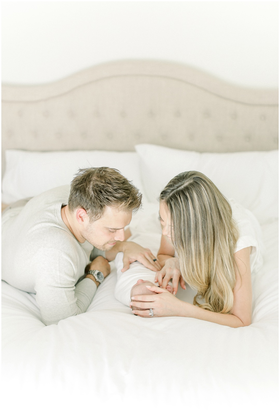 Newport_Beach_Newborn_Light_Airy_Natural_Photographer_Newport_Beach_Photographer_Orange_County_Family_Photographer_Cori_Kleckner_Photography_Newport_Beach_Photographer_newborn_Stephanie_Messiter_Steinhafel_David_Steinhafel_3817.jpg