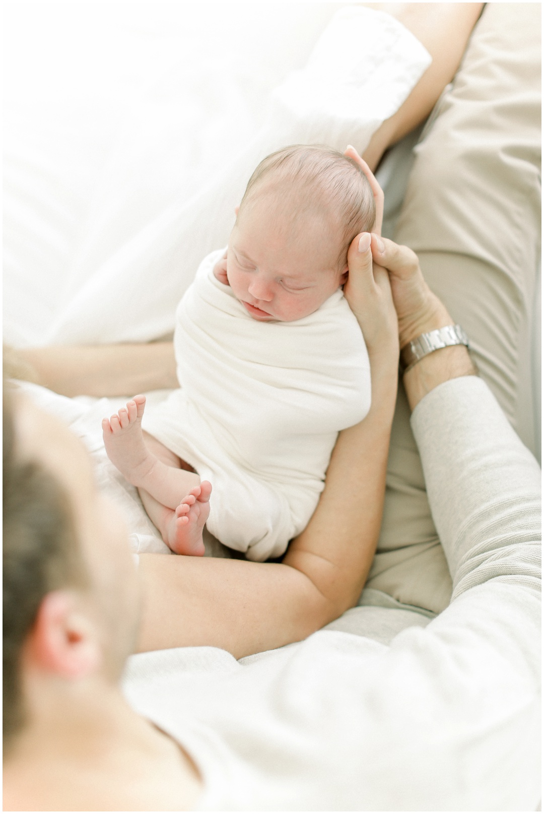 Newport_Beach_Newborn_Light_Airy_Natural_Photographer_Newport_Beach_Photographer_Orange_County_Family_Photographer_Cori_Kleckner_Photography_Newport_Beach_Photographer_newborn_Stephanie_Messiter_Steinhafel_David_Steinhafel_3816.jpg