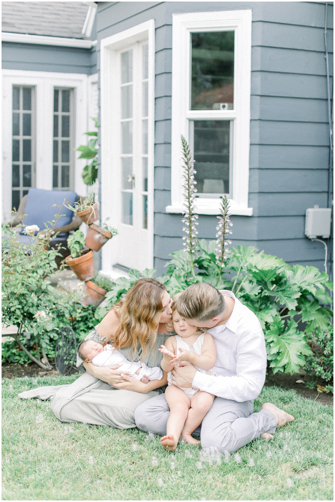 Newport_Beach_Newborn_Light_Airy_Natural_Photographer_Newport_Beach_Photographer_Orange_County_Family_Photographer_Cori_Kleckner_Photography_Newport_Beach_Photographer_Blaire_Baker_Brett_Baker_Caroline_Baker__3955.jpg