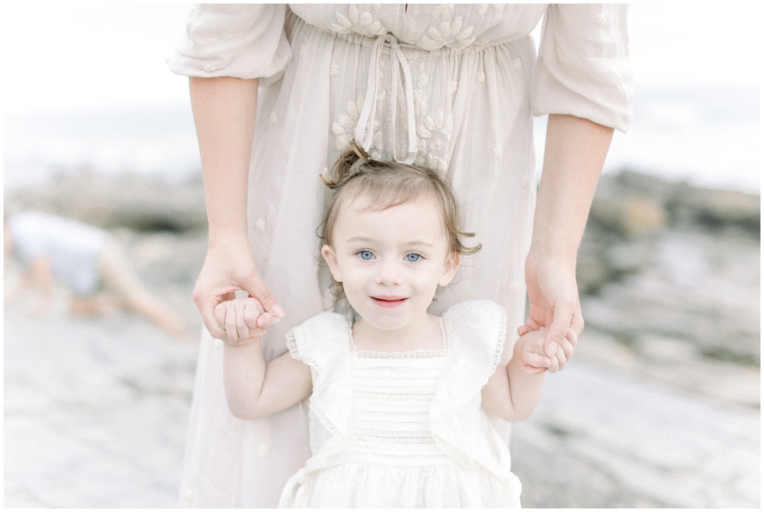 Newport_Beach_Newborn_Light_Airy_Natural_Photographer_Newport_Beach_Photographer_Orange_County_Family_Photographer_Cori_Kleckner_Photography_Newport_Beach_Photographer_Alexis_McElwee__4033.jpg