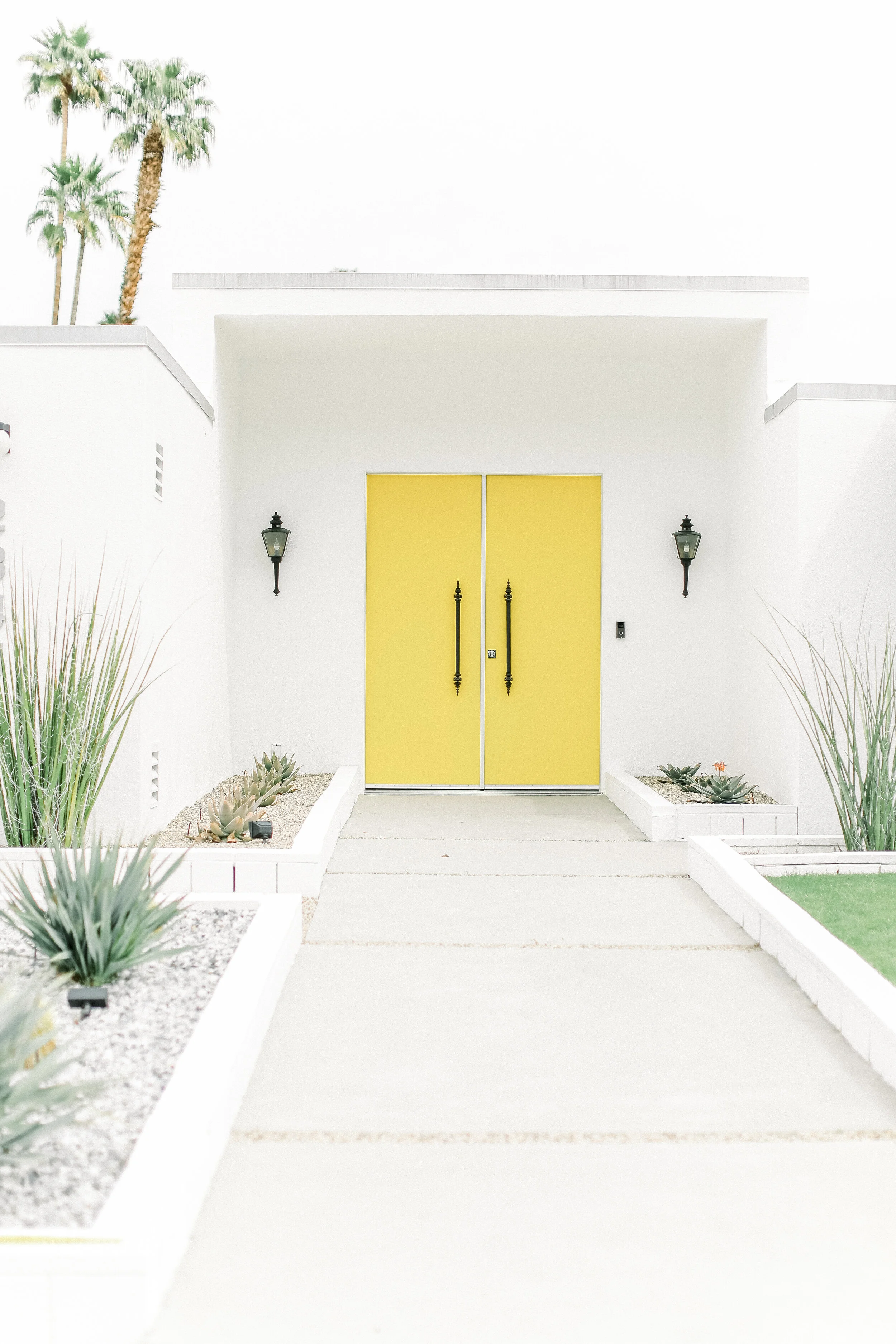 Yellow_Door_Palm_Springs_.JPG