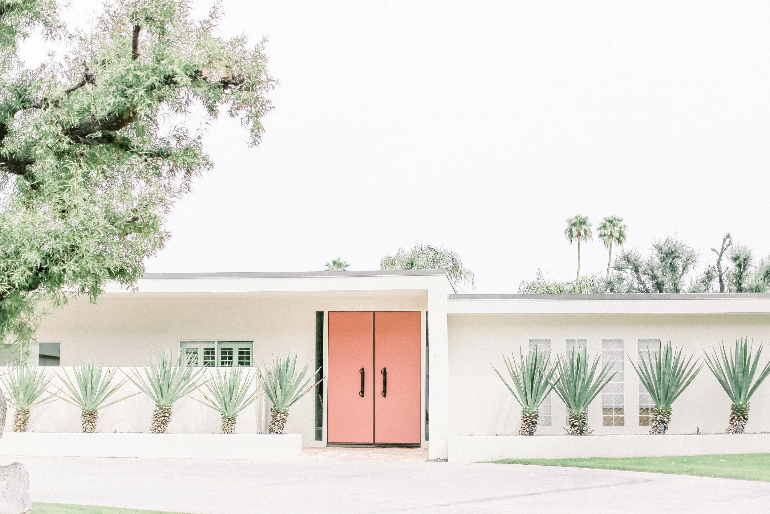 Peach_door_Palm_springs_.JPG