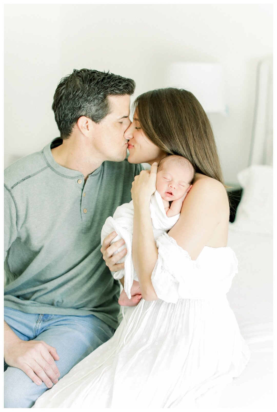 Cori_Kleckner_Photography_Newport_Beach_Family_Photographer_Orange_County_Family_Photographer_Newport_Beach_Newborn_Photos_Laguna_Beach_In-Home_Photos_Family_Newborn_Session_Orange_County_Julie_Carty_Family__5519.jpg