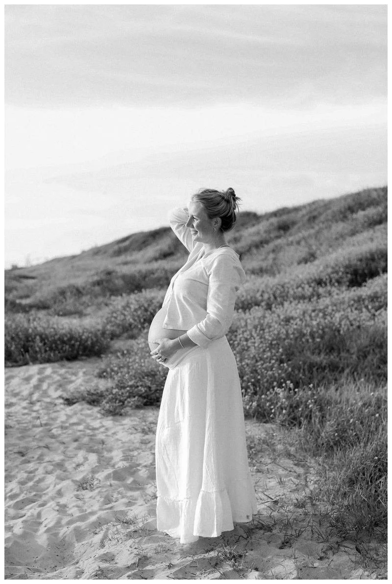 orange-county-maternity-photographer-huntington-beach-maternity-session-mimi-tyrrell_8495.jpg