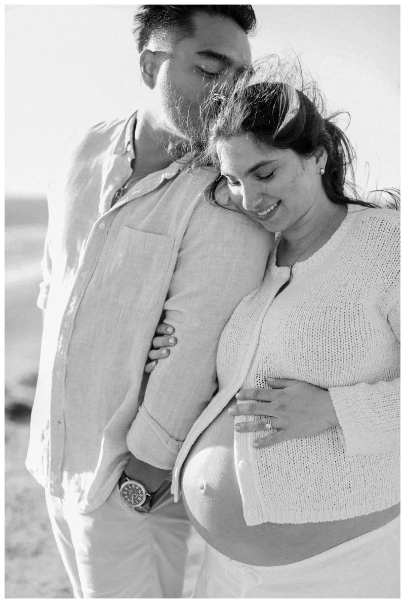 orange-county-maternity-photographer-huntington-beach-maternity-session-reeva-mincer-mark-mincer_8559.jpg