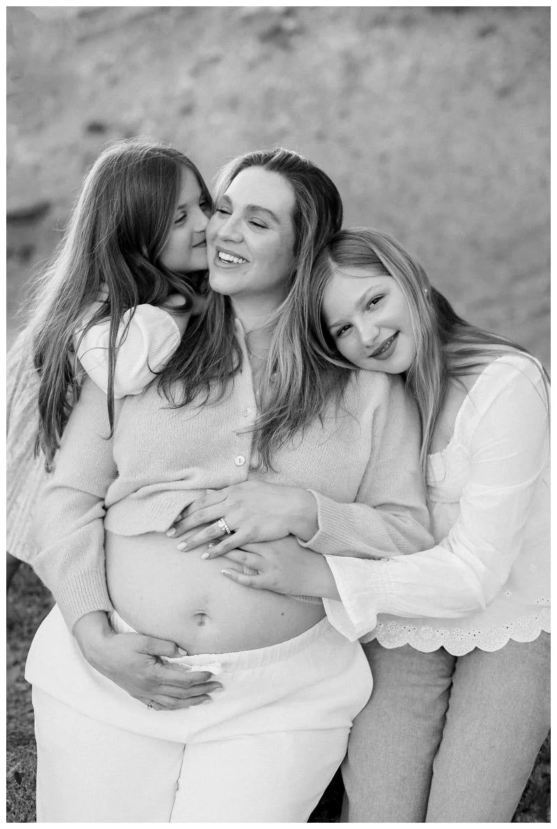 orange-county-maternity-photographer-huntington-beach-maternity-session-reeva-mincer-mark-mincer_8587.jpg