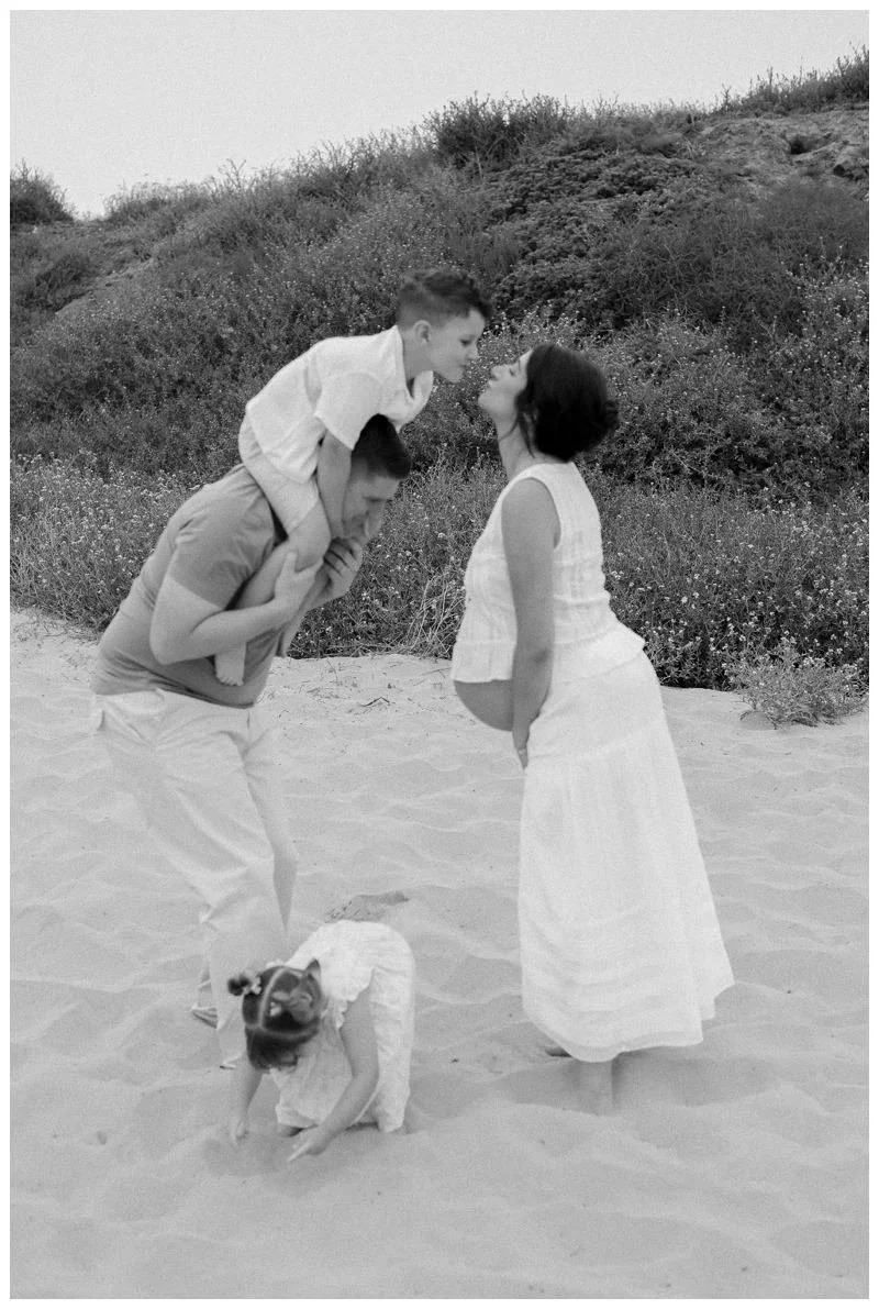 orange-county-maternity-photographer-huntington-beach-maternity-session-rhodes-family-merrisa-parker-rhodes-_8616.jpg