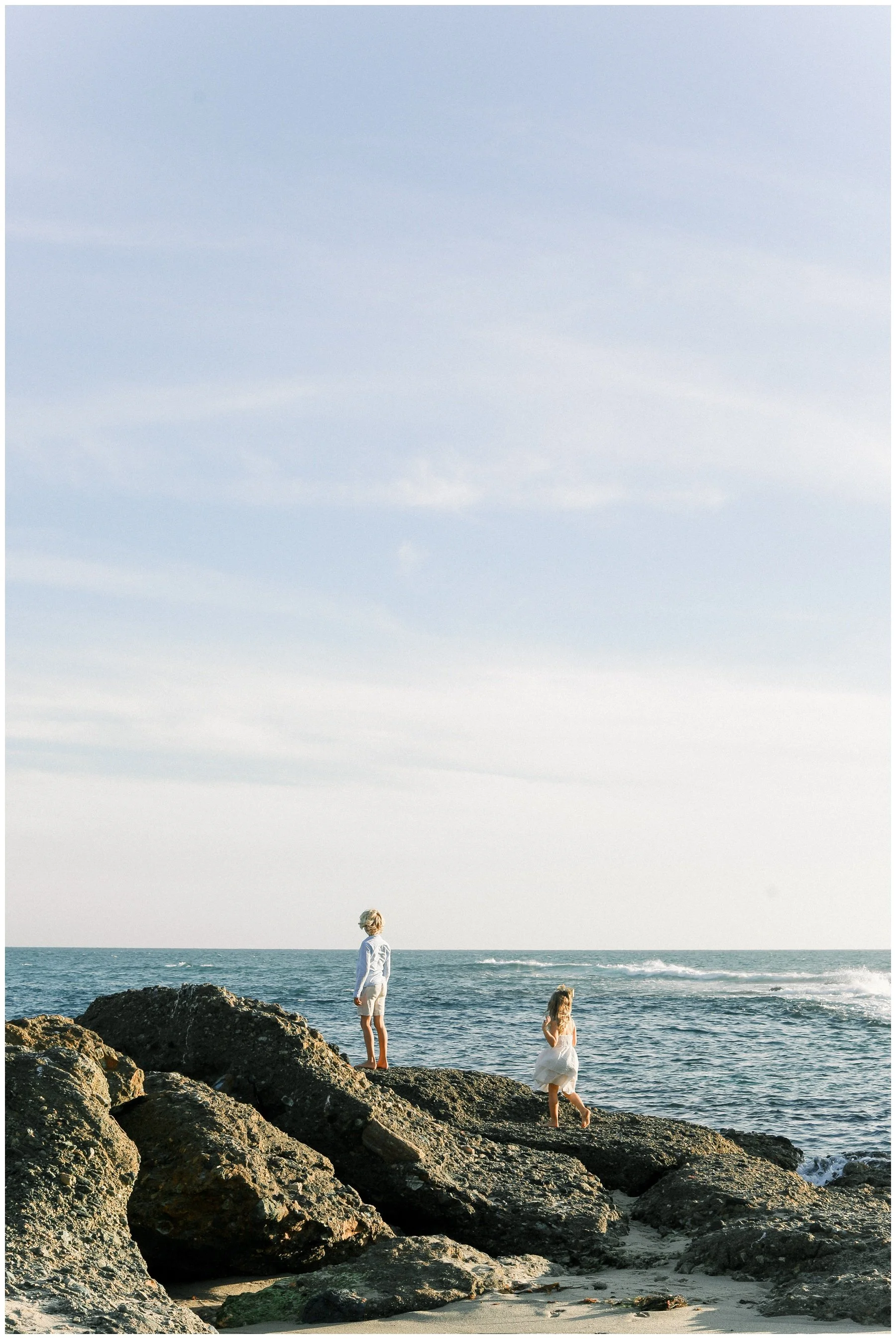 Laguna_Beach_Photographer_Montage_Laguna_Beach_Cori_Kleckner_Photography_The_Fligor_Family_Laura_Rob__0252.jpg