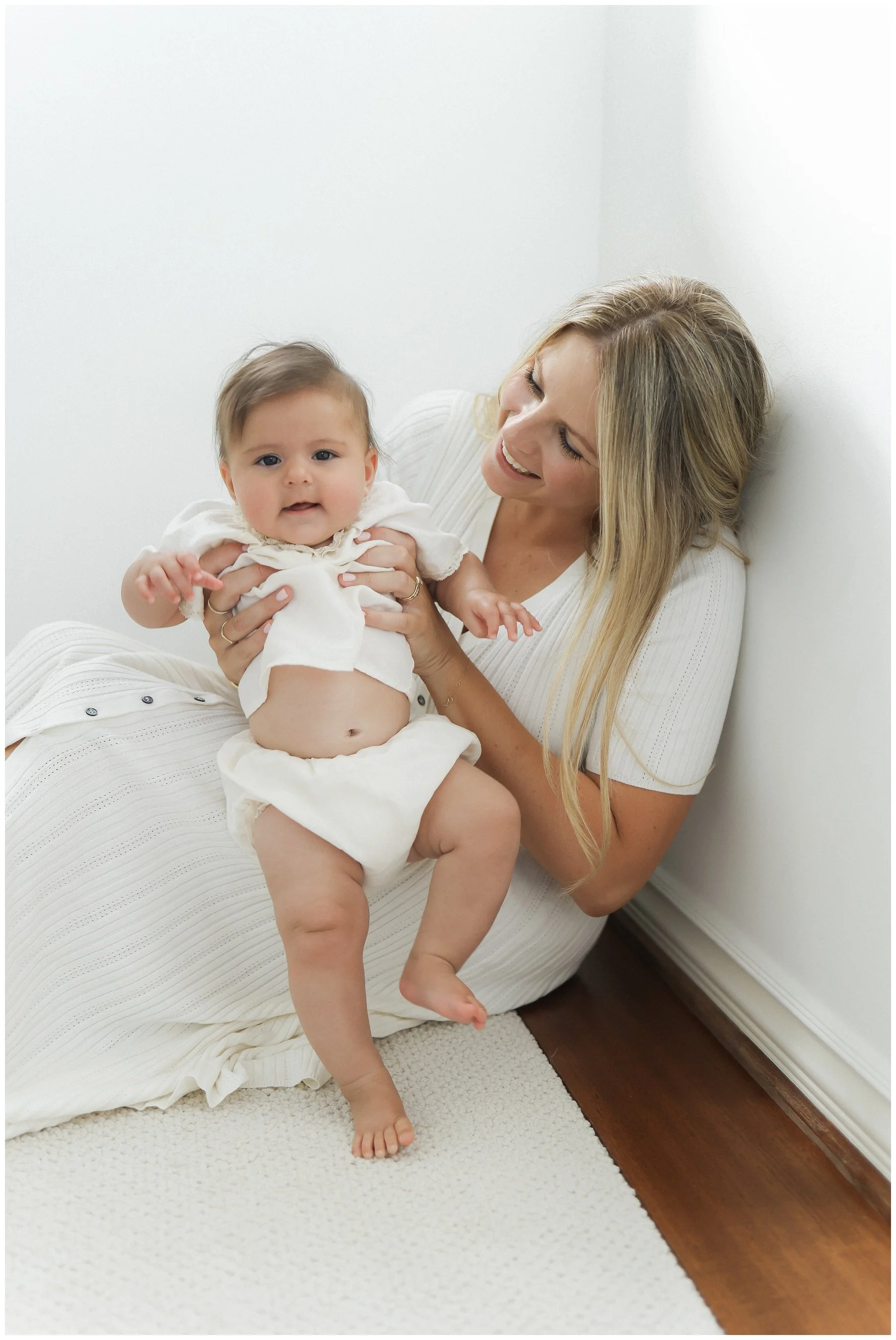 Newport_Beach_In-Home_Family_Photographer_Orange_County_Family_Photographer_Cori_Kleckner_Photo_Brianna_Anand__0402.jpg