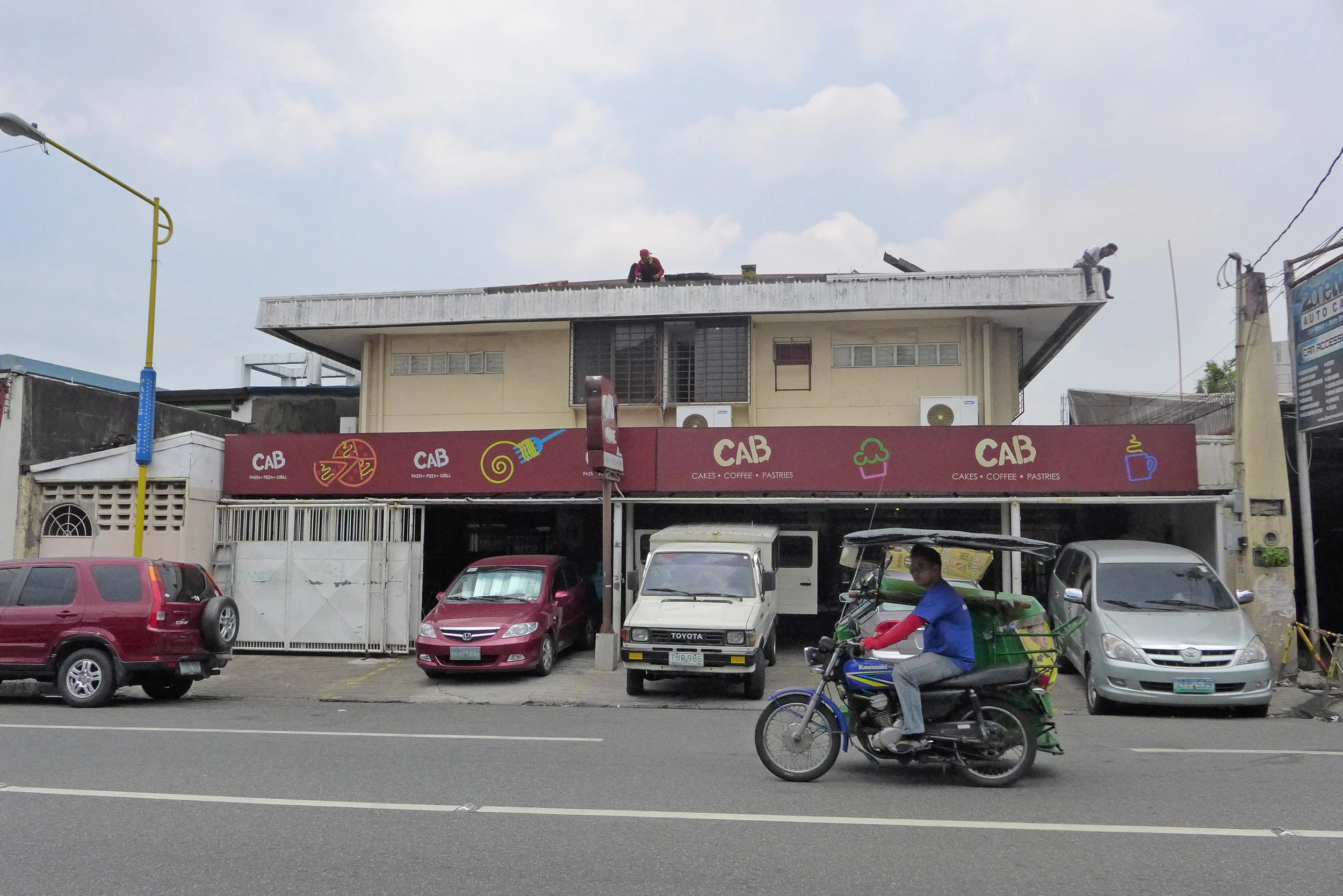 P1000410_copy.jpg