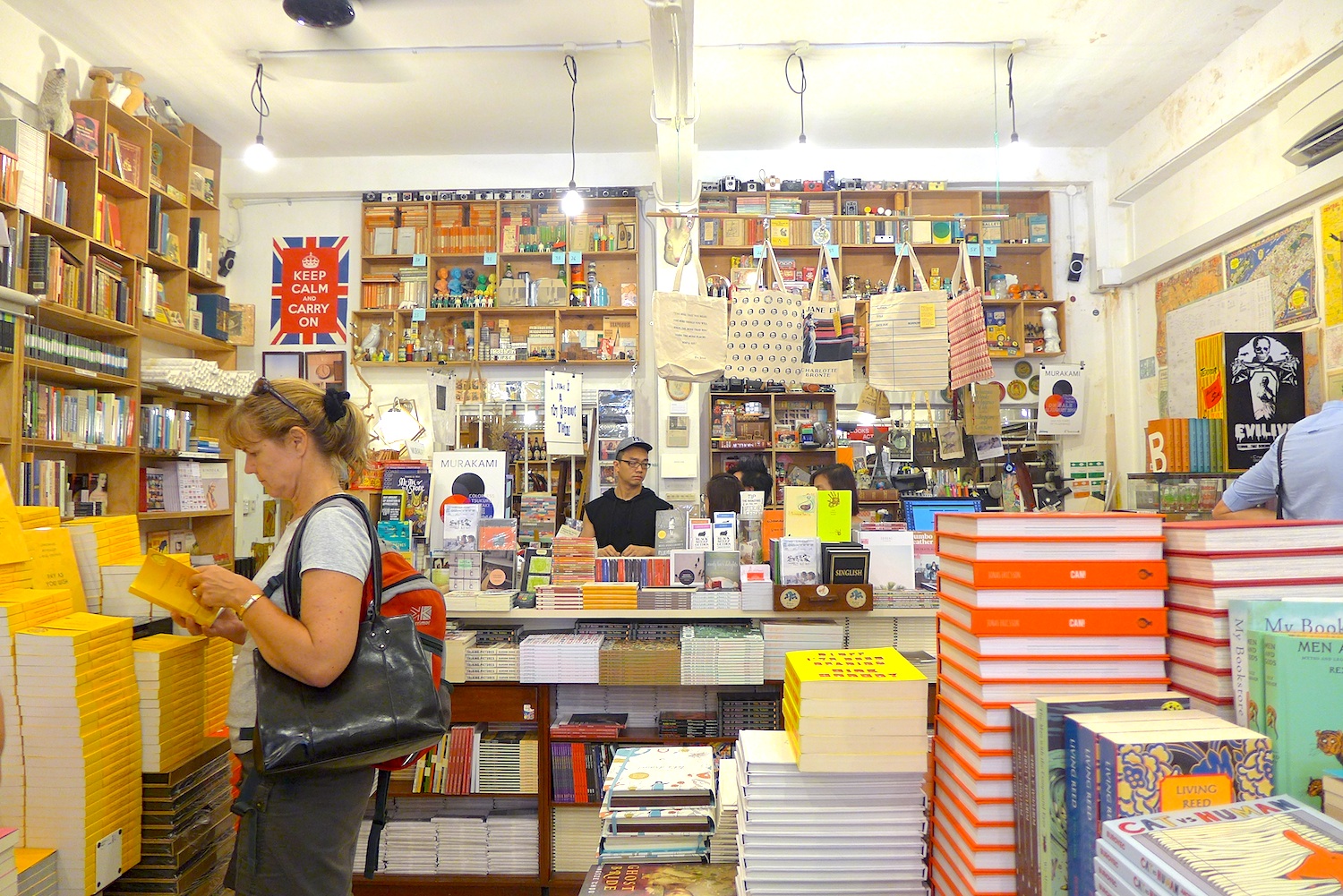 Get yourselves ready, book lovers, as you will have to battle with control when you see this chaotic sea of books.