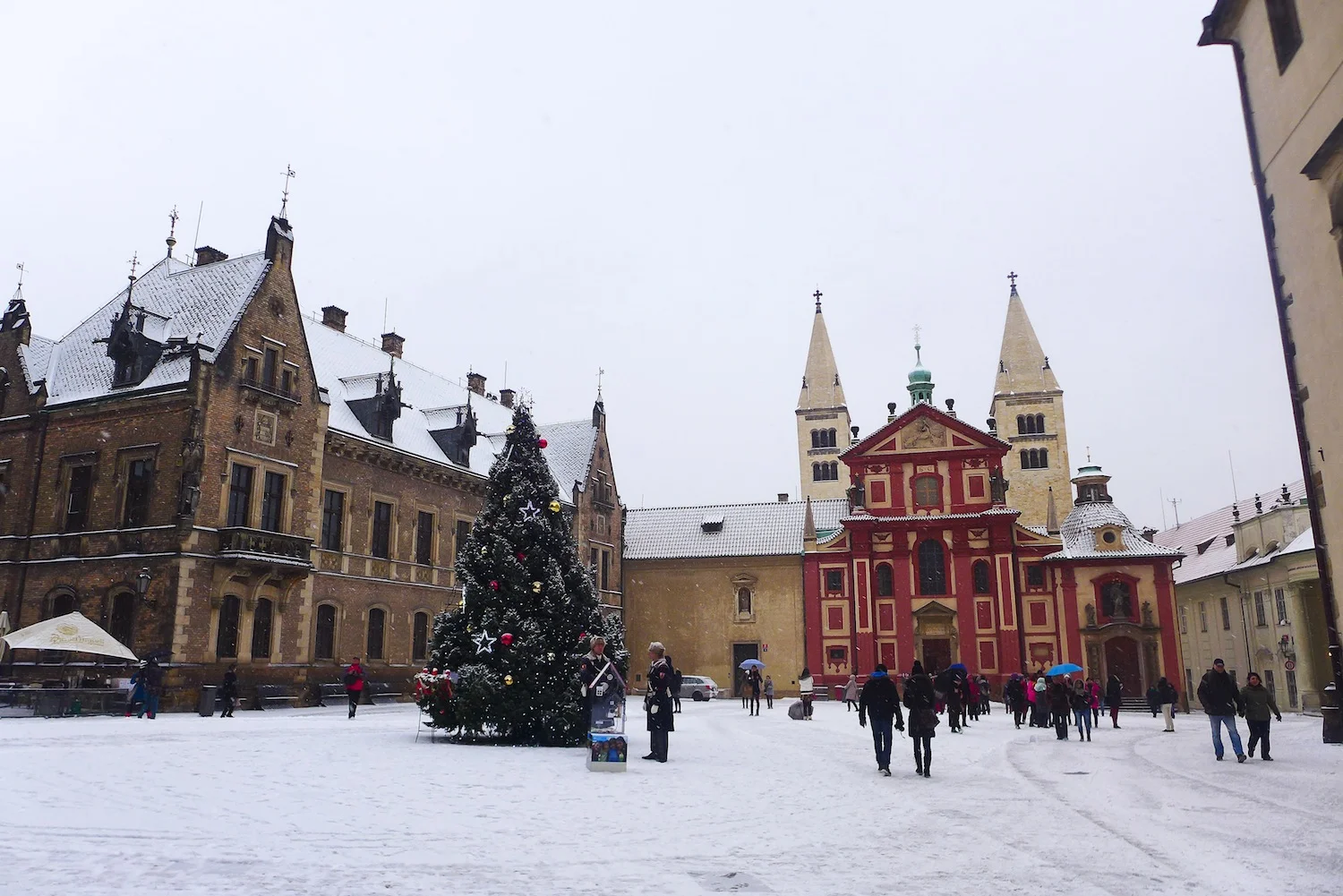 The St. George Convent and the crimson St. George Basilica ahead will definitely capture your attention when you set foot in the lively St. George Square. 