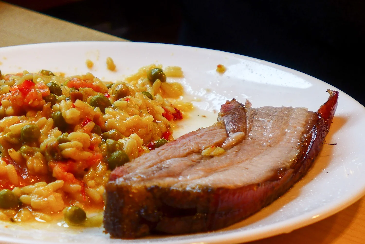 Vinzenzmurr: Answer to A Hefty Eater's Hunger After An Exhaustive Touring Around Dachau