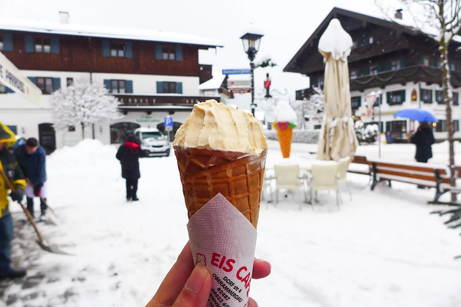 Gelato Break in Eiscafe Paradiso