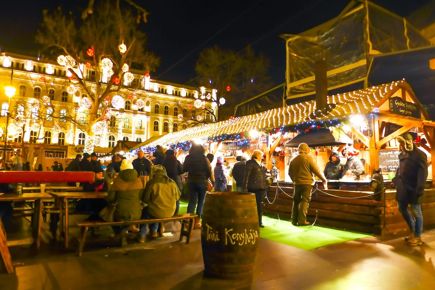 Christmas Market Experience in Budapest