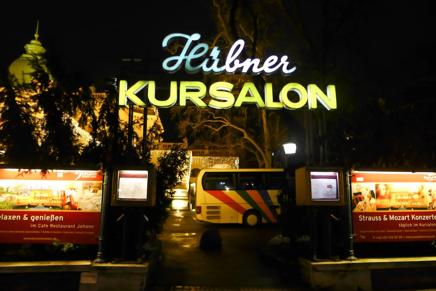 Music Appreciation in the Kursalon Hübner